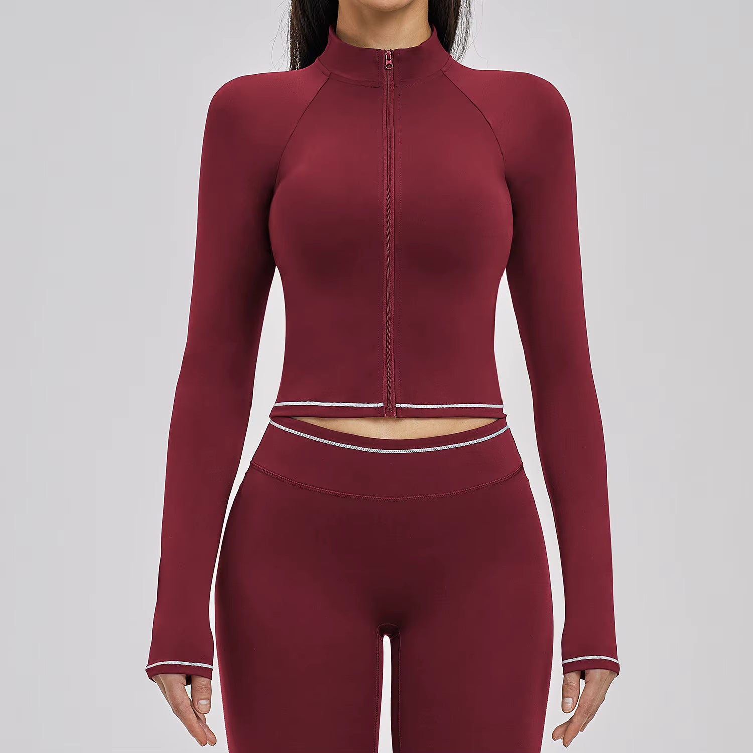 Conjunto Fitness c/ Casaco de Manga Comprida e Calções