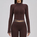 Conjunto Fitness c/ Casaco de Manga Comprida e Calções