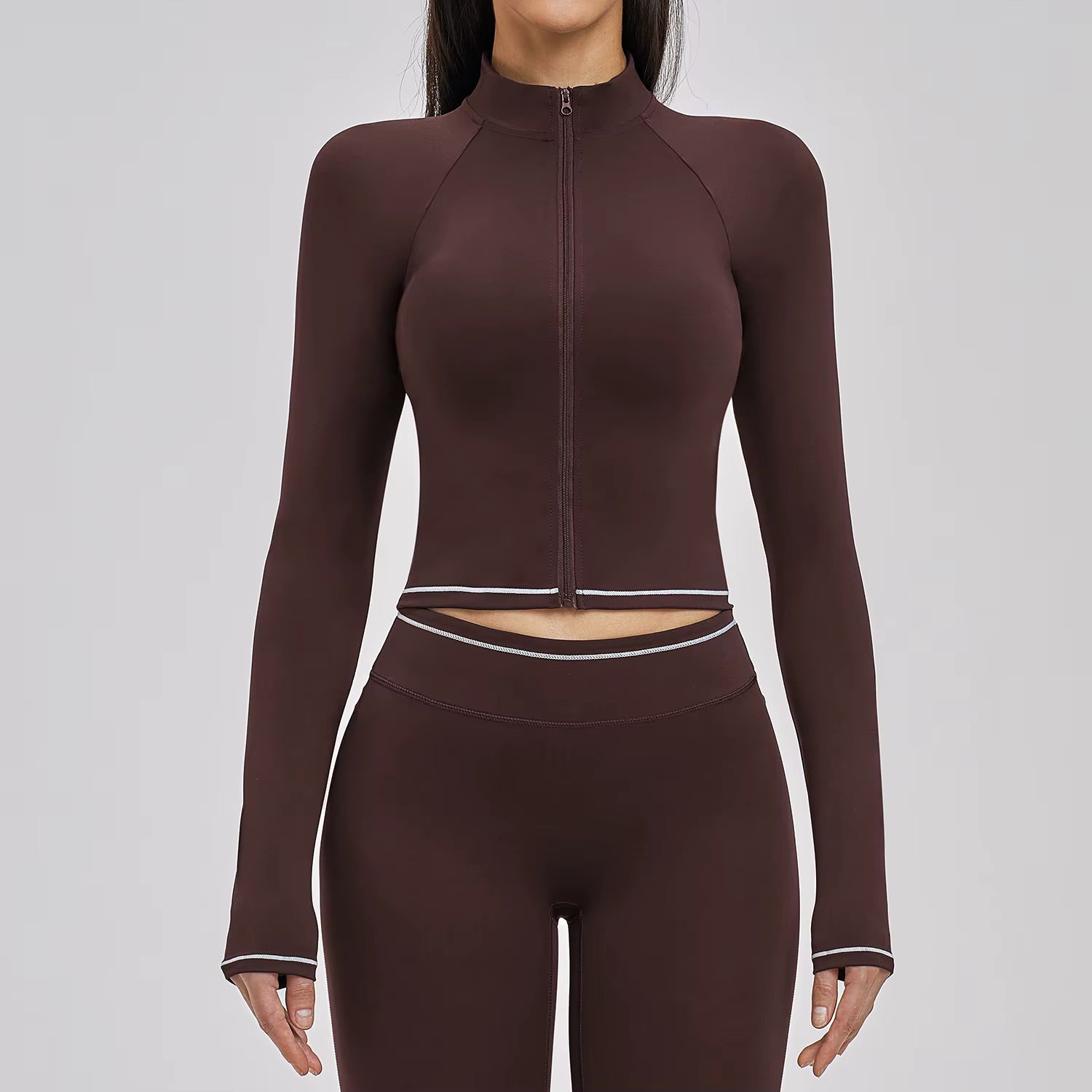 Conjunto Fitness c/ Casaco de Manga Comprida e Calções